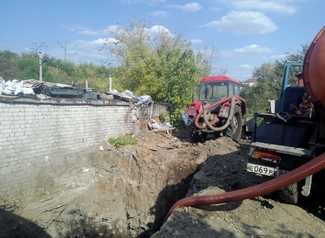 Порыв водовода на улице Пионерская Порыв водовода на улице Пионерская