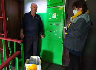 ЛГЭК привез бесплатные продуктовые наборы липчанам ЛГЭК привез бесплатные продуктовые наборы липчанам