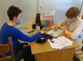 В ЛГЭКе продолжается вакцинация от COVID-19 В ЛГЭКе продолжается вакцинация от COVID-19