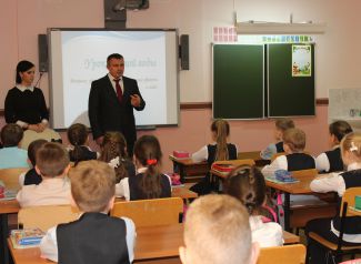 Урок чистой воды для липецких школьников. Урок чистой воды для липецких школьников.
